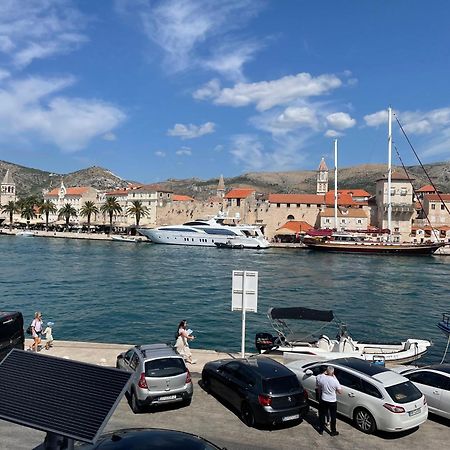 Vila Liza Bed & Breakfast Trogir Exterior photo